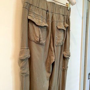 Staring at Stars (anthropologie) green cargo-style pants